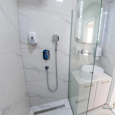 Neptun Apartment *